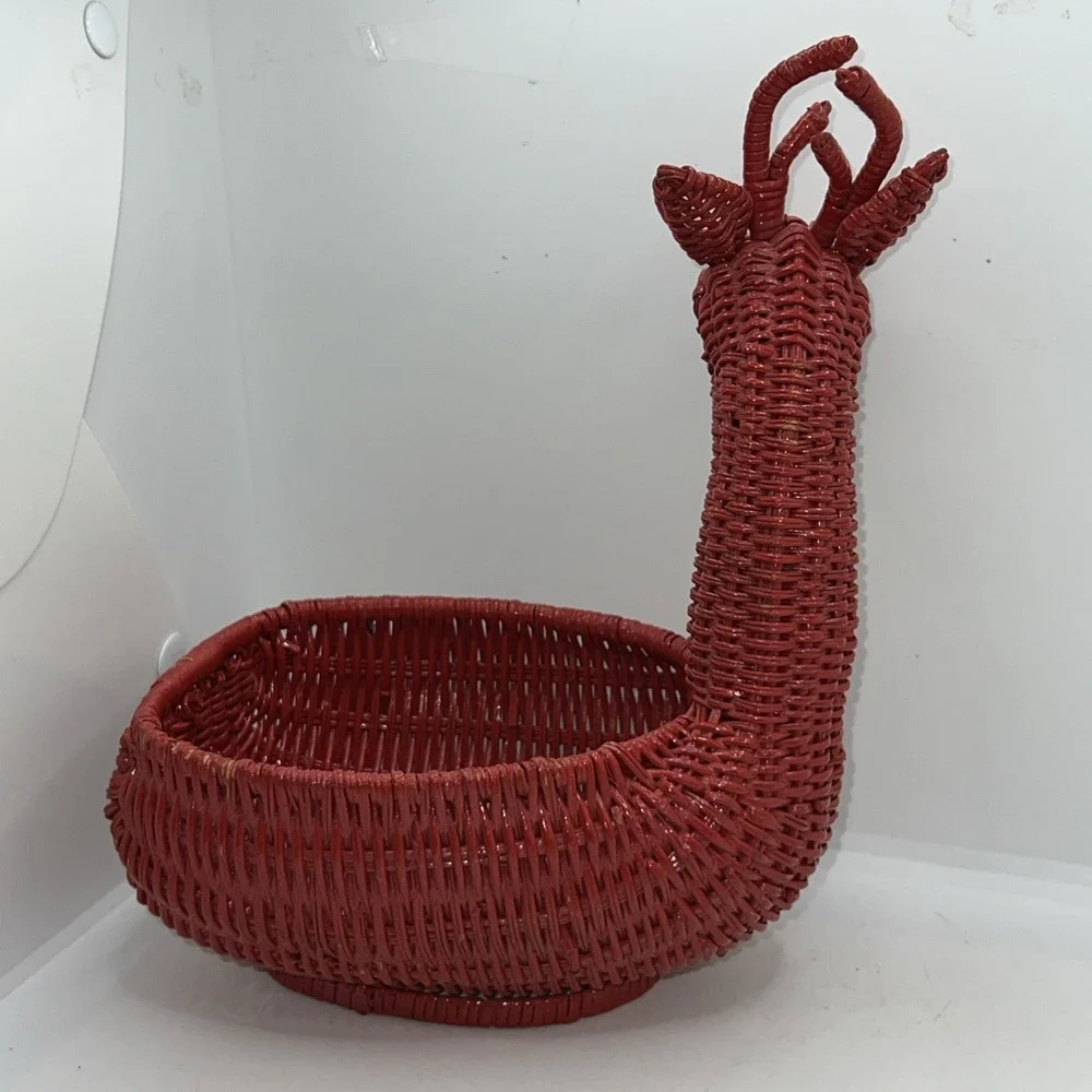 Christmas Holiday Reindeer‎ Red Painted Basket Table Decor Wicker Rattan Gift